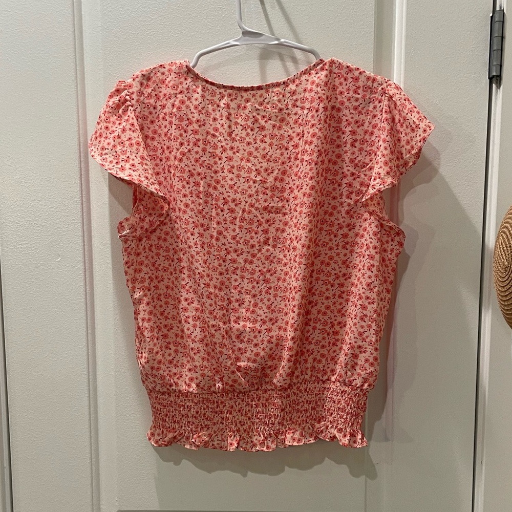 Lush Pink Floral Ruffle Top - Picture 2 of 4